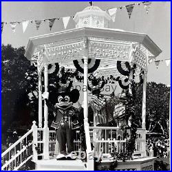 1989 Walt Disney MGM Studios Theme Park California Adventure Mickey Mouse Parade