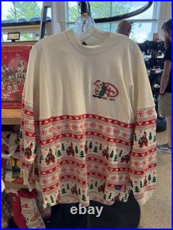 2025 Disney Parks Mickey Mouse Christmas Santa Spirit Jersey Shirt Small NWT
