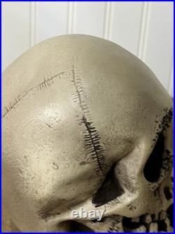 2 Vtg Walt Disney Skull Chalkware Decor Haunted Mansion Pirates Glows In Dark