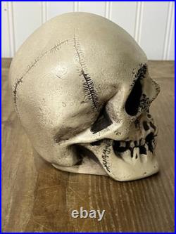 2 Vtg Walt Disney Skull Chalkware Decor Haunted Mansion Pirates Glows In Dark