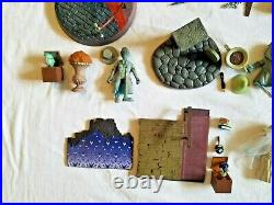 (5) Disney HAUNTED MANSION Loose Action Figure Playsets Theme Park Attraction