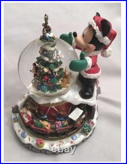 Christmas Disney Mickey Mouse Train Toyland Snowglibe Theme park Exclusive