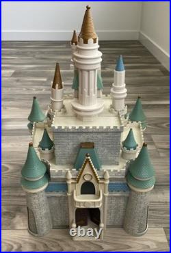 Cinderella Castle Playset Disneyland Resorts Disney World VTG Sounds & Lights