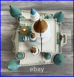 Cinderella Castle Playset Disneyland Resorts Disney World VTG Sounds & Lights