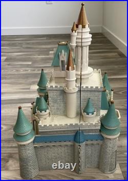 Cinderella Castle Playset Disneyland Resorts Disney World VTG Sounds & Lights