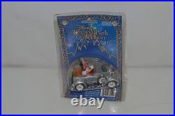 DISNEY GRAND MARSHALL WITH MICKEY Theme Park Attractions Die Cast- NEW (HXD45)