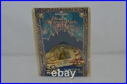 DISNEY STAR WARS PARADE VEHICLE Theme Park Attractions Die Cast- NEW (HXD43)