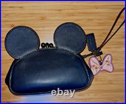 DISNEY X COACH Black Leather WRISTLET / clutch purse MINNIE MOUSE THEME