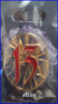Disney 13 Reflection of Evil Countdown Cracked Mirror Set Complete Pins