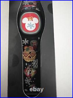 Disney Christmas Holiday Mickey MagicBand+