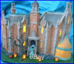 Disney HAUNTED MANSION HOUSE theme park exclusive RETIRED Lights up