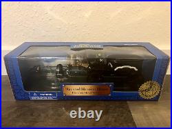 Disney Haunted Mansion Hearse- Die Cast Metal Theme Park Collection SEALED