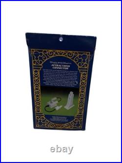 Disney Haunted Mansion Light Up Playset Theme Park Edition- Attraction Connector
