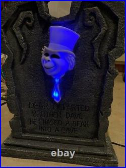 Disney Haunted Mansion PHINEAS and DAVE GHOST Lit Up Tombstone RARE