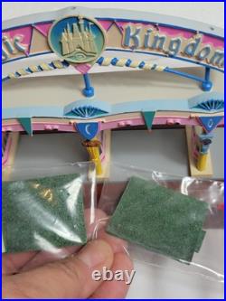 Disney MAGIC KINGDOM MARQUEE First Edition OLSZEWSKI 2011 Lights Up DISNEY WORLD