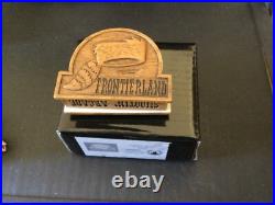 Disney Olszewski Pokitpals Frontierland Shooting' Arcade Trinket Box withBox