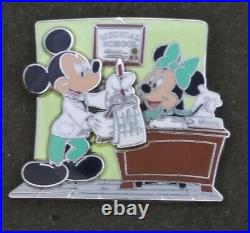 Disney Parks Pin Medical Doctors and Nurse Mickey & Minnie Mouse Pin on Pin