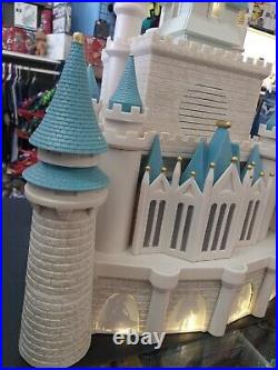 Disney Princess Theme Park Monorail Cinderella Castle With Figures Read Descrpt