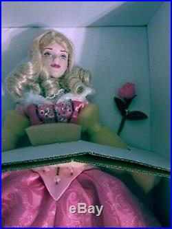 Disney Sleeping Beauty Theme Park Exclusive Anniversary Doll Series 1 #878/1000