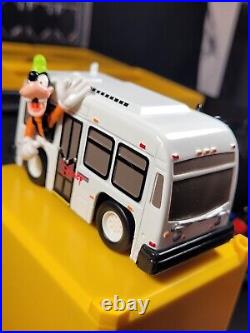 Disney Theme Park Attraction Collection Diecast Metal Vehicle Set Of 12 14021-1 Disney Theme Park Attraction Collection Diecast Metal Vehicle Set Of 12 14021-1
