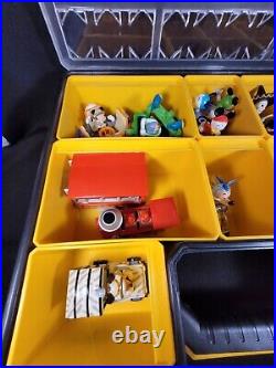 Disney Theme Park Attraction Collection Diecast Metal Vehicle Set Of 12 14021-1 Disney Theme Park Attraction Collection Diecast Metal Vehicle Set Of 12 14021-1