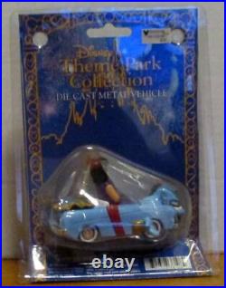 Disney Theme Park Col. Die Cast Aladdin's Magic Carpet & Parade Vehicle NEW