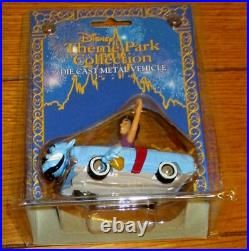Disney Theme Park Col. Die Cast Aladdin's Magic Carpet & Parade Vehicle NEW