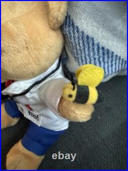 Disney Theme Park Edition Winnie The Pooh DR DOCTOR Bee Plush 8 RARE NWT HTF