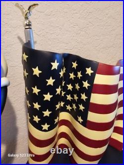 Disney Theme Park Mickey Mouse With Flag Big Fig American Disneyana