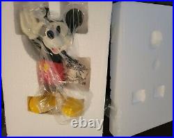Disney Theme Park Mickey Mouse With Flag Medium Figurine American Disneyana