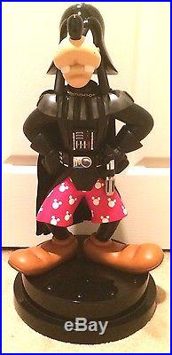 Disney Theme Park RARE Star Wars DARTH GOOFY Vader Large Big Figure Statue w Box