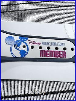 Disney Vacation Club DVC Welcome Home RARE limited addition Magicband NEW Disney Vacation Club DVC Welcome Home RARE limited addition Magicband NEW