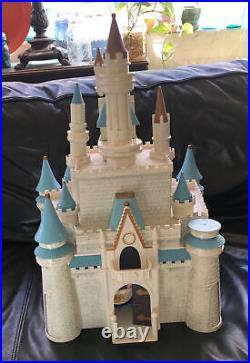 Disney World Theme Park Monorail Cinderella's Castle Playset Toy Accessory