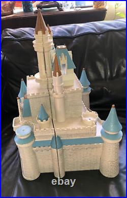 Disney World Theme Park Monorail Cinderella's Castle Playset Toy Accessory