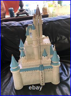 Disney World Theme Park Monorail Cinderella's Castle Playset Toy Accessory