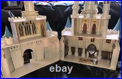 Disney World Theme Park Monorail Cinderella's Castle Playset Toy Accessory