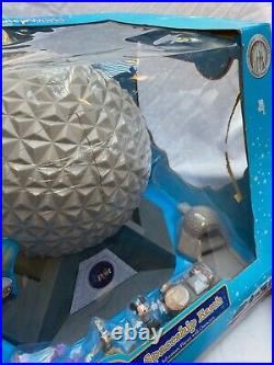 Disney World WDW Monorail Spaceship Earth Epcot Adventure Playset Toy Theme Park