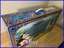Disney's CONTEMPORARY RESORT Monorail Playset Theme Park Toy Accessory Boxed