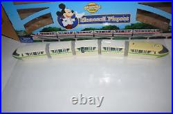 Disney's GREEN Monorail Playset Theme Park Accessory-BOX (JNV48)