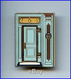 Disneyland Club 33 Door with Walt Disney Photo Hinged LE Pin & Card