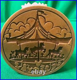 Disneyland KING ARTHUR CARROUSEL Pokitpal Trinket Box OLSZEWSKI Theme Park Gift