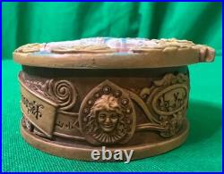 Disneyland KING ARTHUR CARROUSEL Pokitpal Trinket Box OLSZEWSKI Theme Park Gift