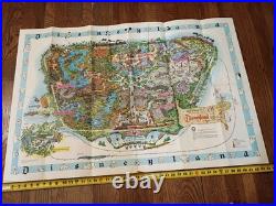 Disneyland Large Color Map 1962 Walt Disney 30 x 45 Theme Park