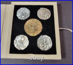 Disneyland PIRATES OF THE CARIBBEAN 2000 Event 5 Medallion s Coin Set Theme Park