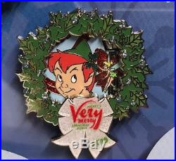 Disneys 2018 WDW Mickeys Very Merry Christmas Party 6 Pin Framed Set, New