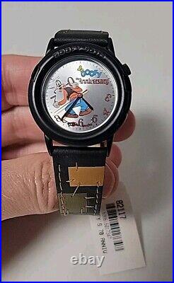 Fossil Disney Theme Parks Goofy 70th Anniversary Watch Figurine Set 160/2000