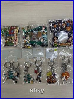 Hong Kong Disney Acrylic Keychain Set of 8 Mickey Minnie Halloween Theme Collect Hong Kong Disney Acrylic Keychain Set of 8 Mickey Minnie Halloween Theme Collect