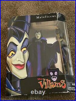 NEW Maleficent Doll Disney Villains Theme Park Exclusive 12 Doll Stand NRFB