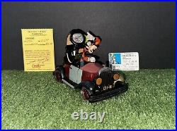 NIB Fossil Disney Theme Parks Goofy 70th Anniversary Watch Figurine Set RARE