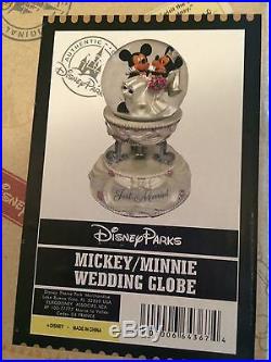 Nwt Disney Mickey Minnie Wedding Musical Snowglobe Cake Topper Theme Park Last 1